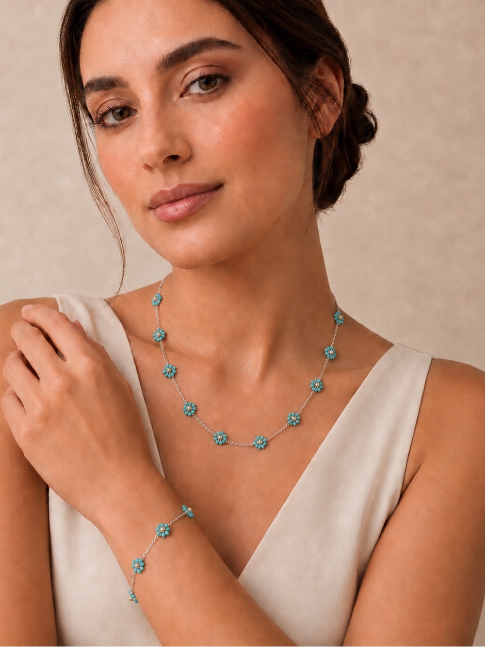 Stainless steelTurquoise Floral silver Necklace and bracelet Set